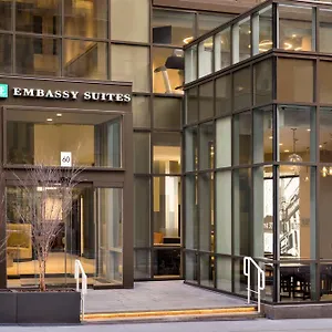 מלון Embassy By Hilton Manhattan Times Square ניו יורק